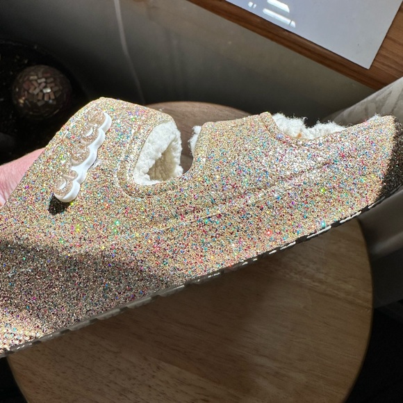 Gold Glitter CROCS lined sandals. Worn maybe once - perfect condition. - Picture 4 of 6